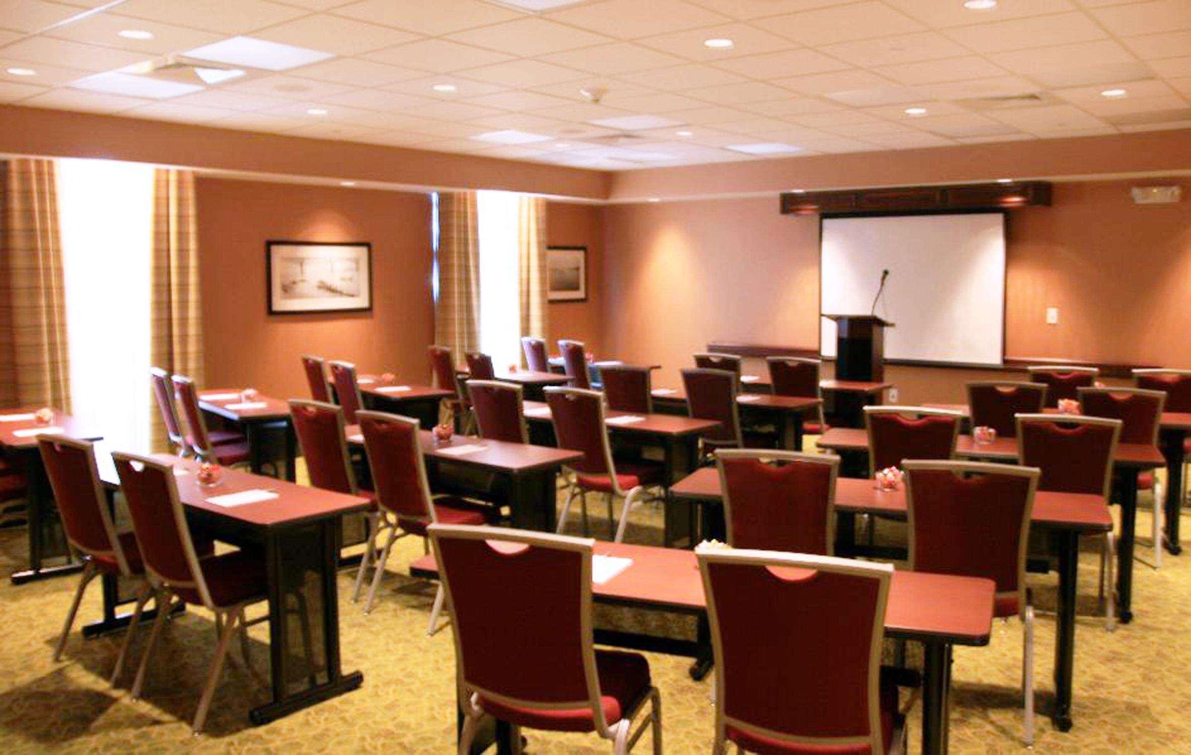 Hampton Inn & Suites Poughkeepsie Spackenkill Einrichtungen foto
