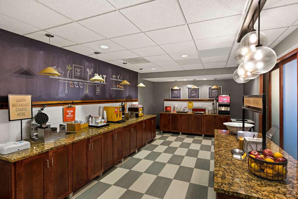 Hampton Inn & Suites Poughkeepsie Spackenkill Restaurant foto
